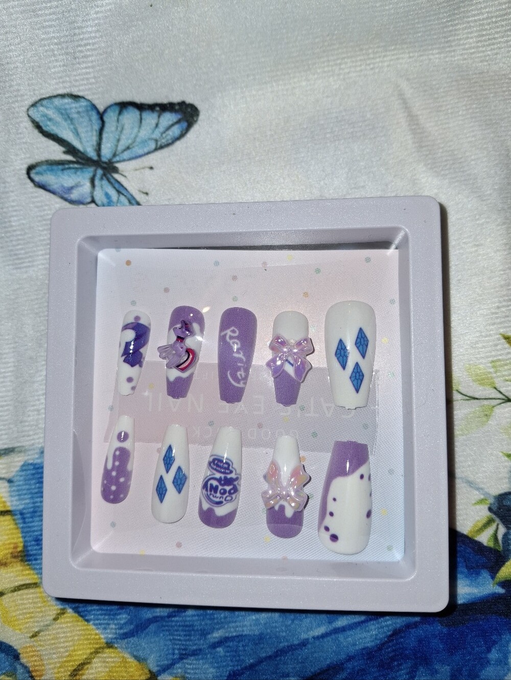 Rarity My Little Pony Press On Nails - Standard Size Coffin Nails with Tabs